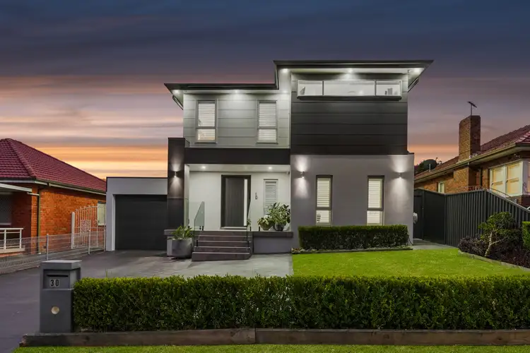 30 Kingsway