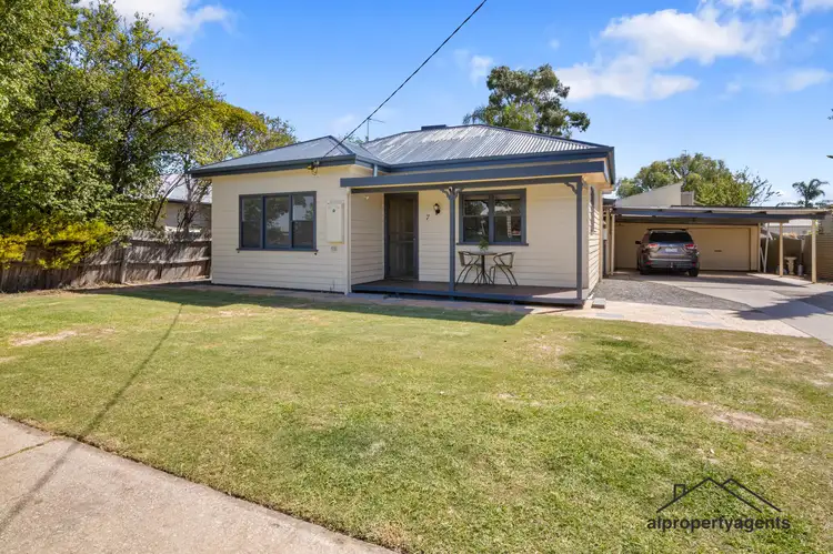 7 Cecil Street, Horsham VIC 3400