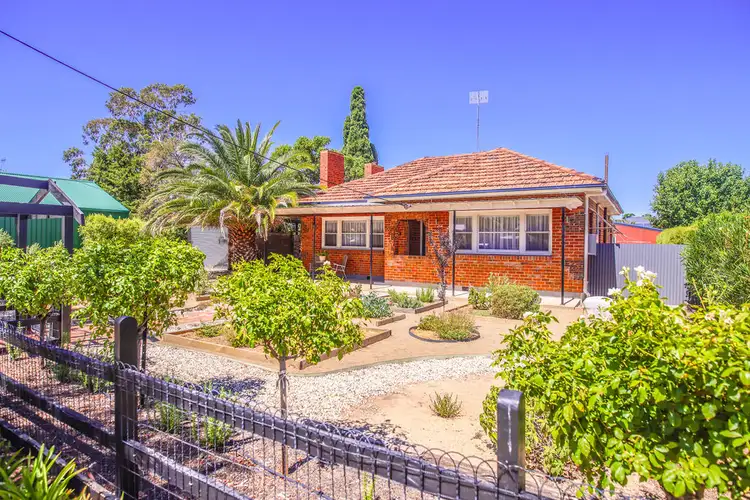94 EDWARDES STREET, Deniliquin NSW 2710