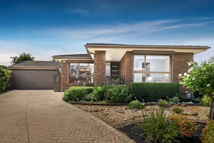 6 Avonwood Close, Wantirna South VIC 3152