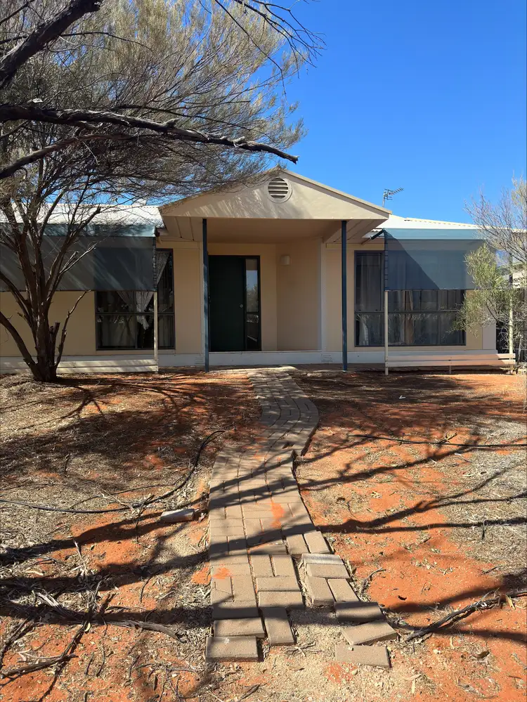 18 Finniss Street, Roxby Downs SA 5725