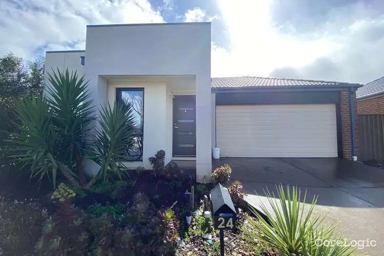 24 AVEBURY DRIVE