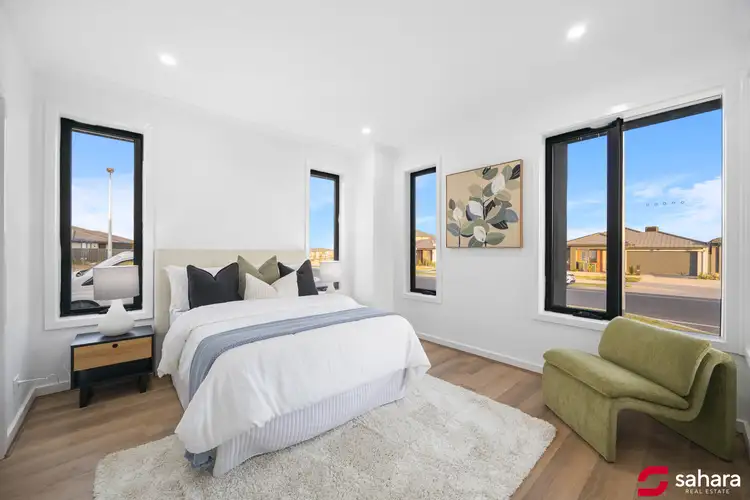 Fifth view of Homely house listing, 124 MEDALLION BLVD, Tarneit VIC 3029
