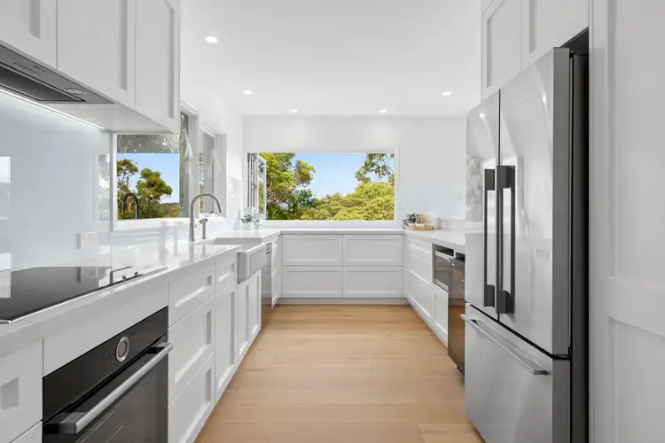 22 Amaroo Avenue