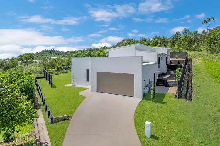 7 Baird Court, Bushland Beach QLD 4818