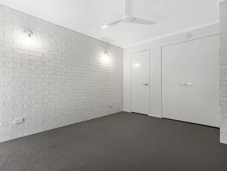 Fifth view of Homely unit listing, 4/489 Esplanade, Torquay QLD 4655