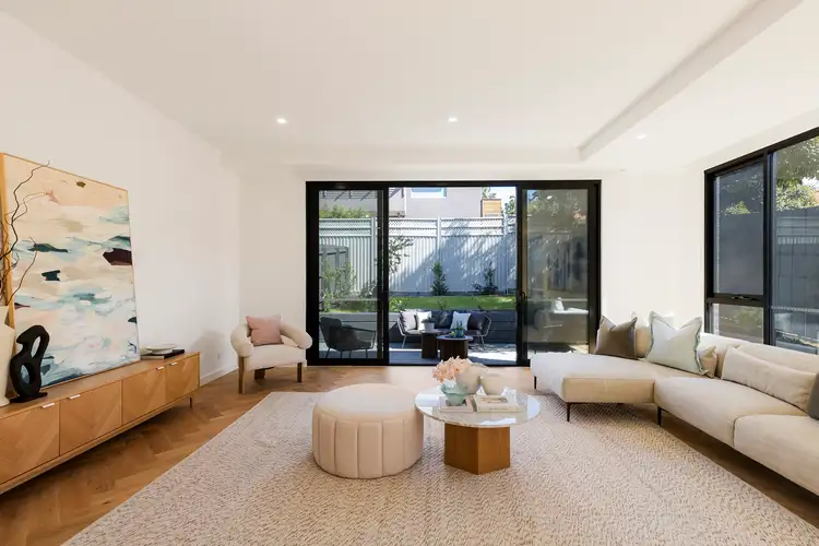26 Champion Street, Doncaster East VIC 3109