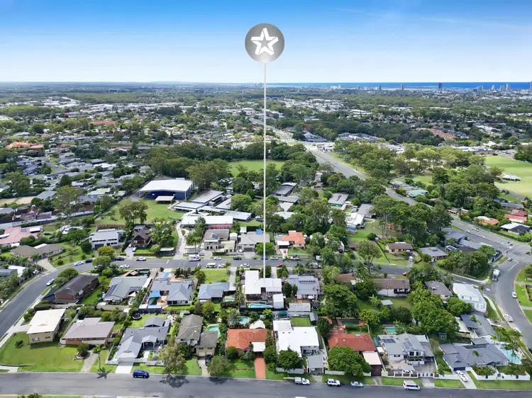 10 Warrawee Avenue, Ashmore QLD 4214