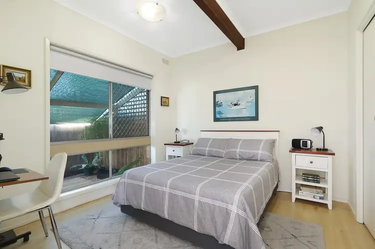 Fifth view of Homely house listing, 2/11 Angus Avenue, West Wodonga VIC 3690