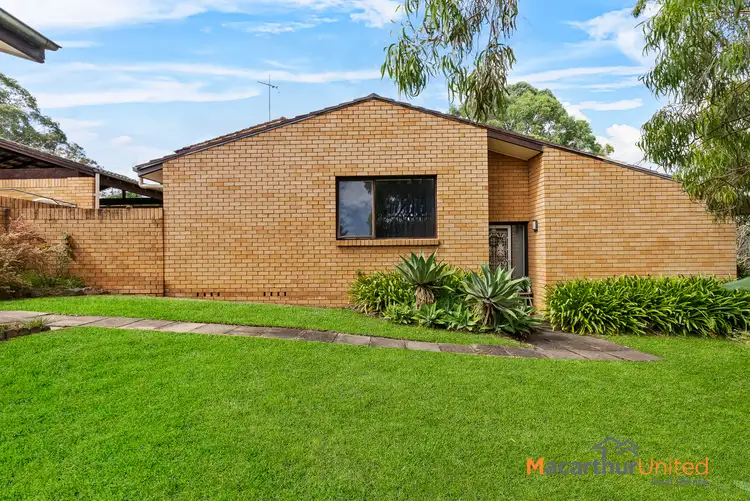 2/2 Whipbird Avenue, Ingleburn NSW 2565