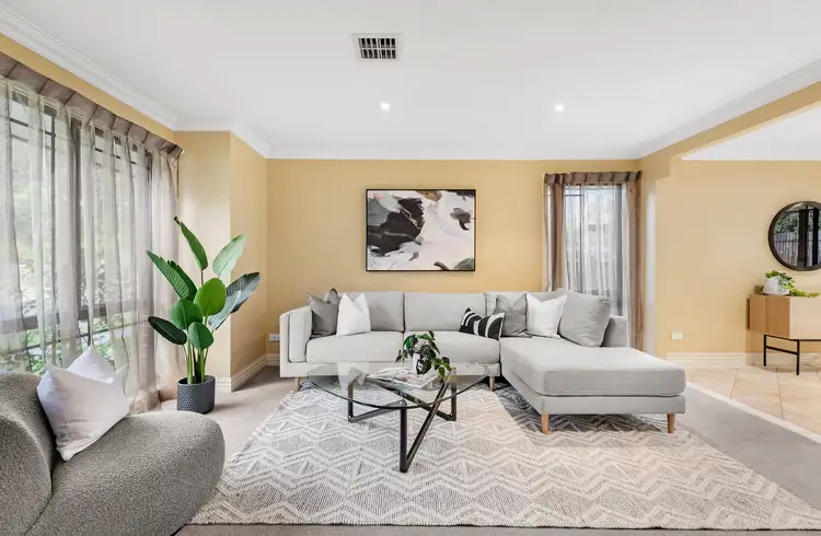 Second view of Homely house listing, 19 Hinkler Avenue, Macleod VIC 3085