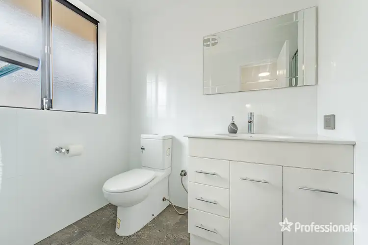 Fifth view of Homely house listing, 11 Bancroft Close, Greenfields WA 6210