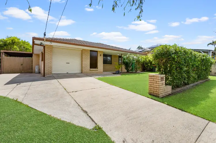 8 Pamrick Crescent, Clontarf QLD 4019