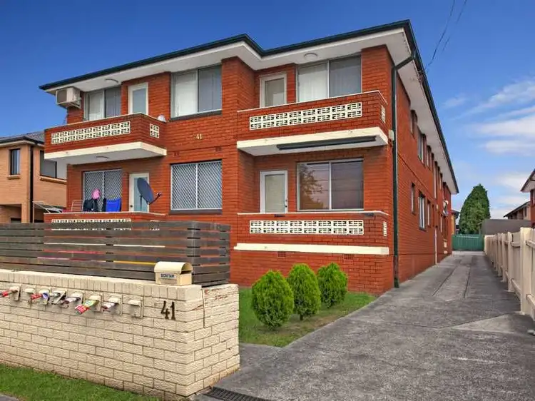 4/41 Augusta Street, Punchbowl NSW 2196