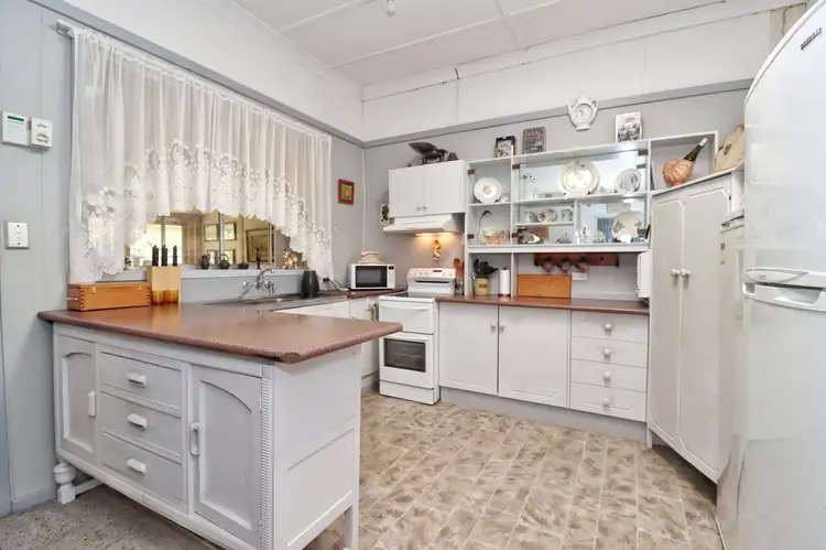 Fifth view of Homely house listing, 3 Chapple Street, Greenethorpe NSW 2809