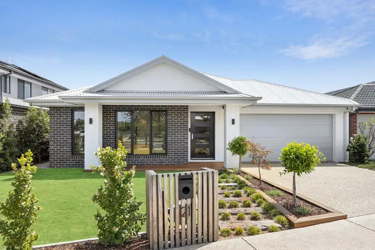 21 Littlewood Drive