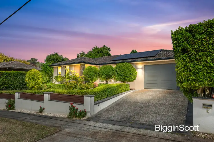 4 Felgate Parade, Vermont South VIC 3133
