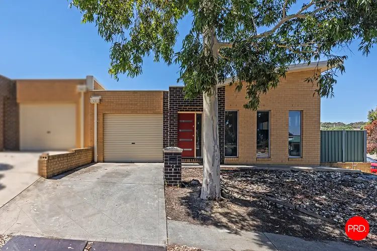 8 Lincoln Place