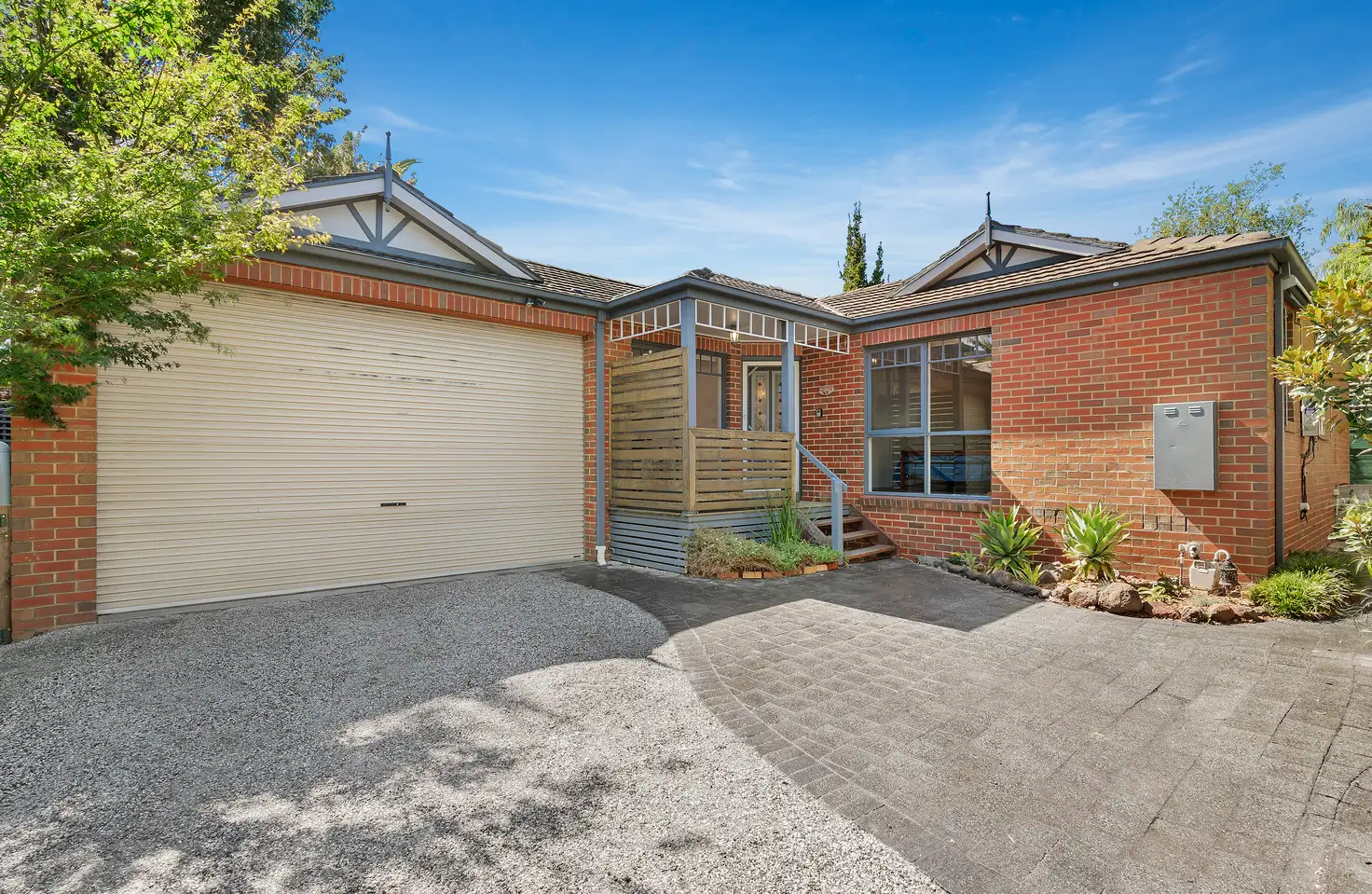 Main view of Homely house listing, 16 Hinkler Avenue, Macleod VIC 3085