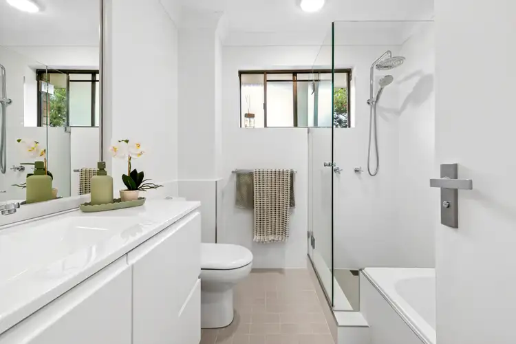 Sixth view of Homely unit listing, 8/1 Robertson Street, Narrabeen NSW 2101