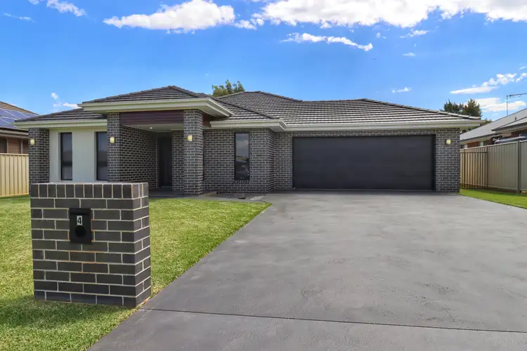 Main view of Homely house listing, 4 Bluebell Street, Canowindra NSW 2804