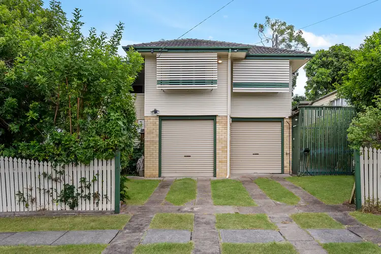8 Orana Street, Carina QLD 4152