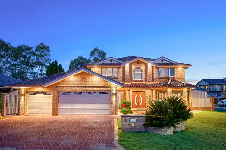 1 Amelia Close, Cecil Hills NSW 2171