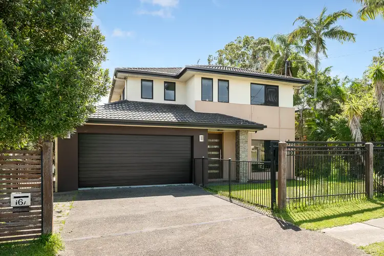 2/16 Trinette Street