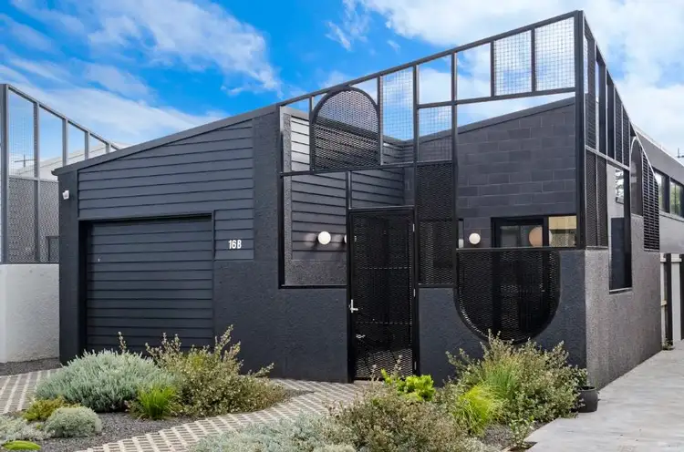 16B Barclay Street