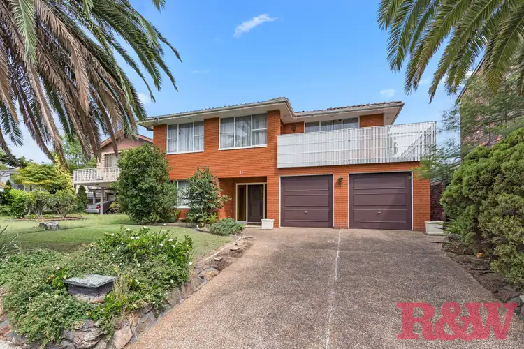 11 SUMMIT PLACE