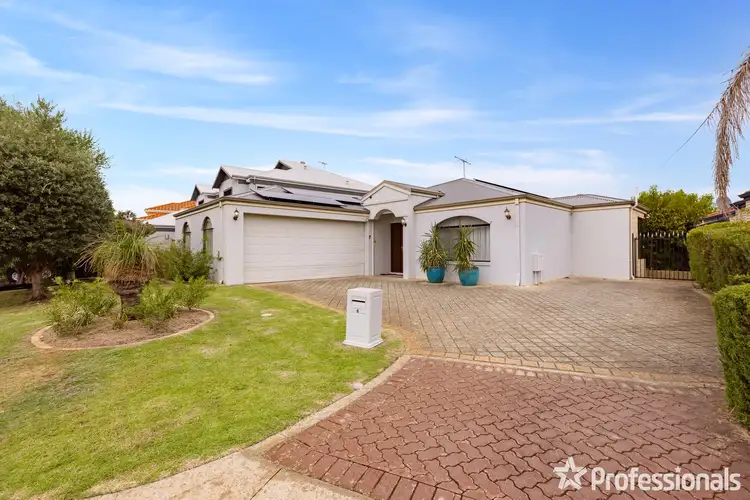 4 Kells Court, Waterford WA 6152