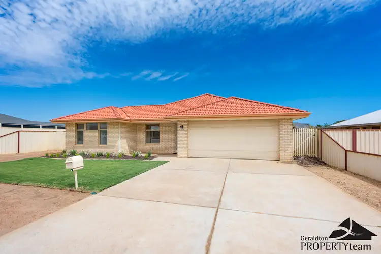 8 Reef Boulevard, Drummond Cove WA 6532