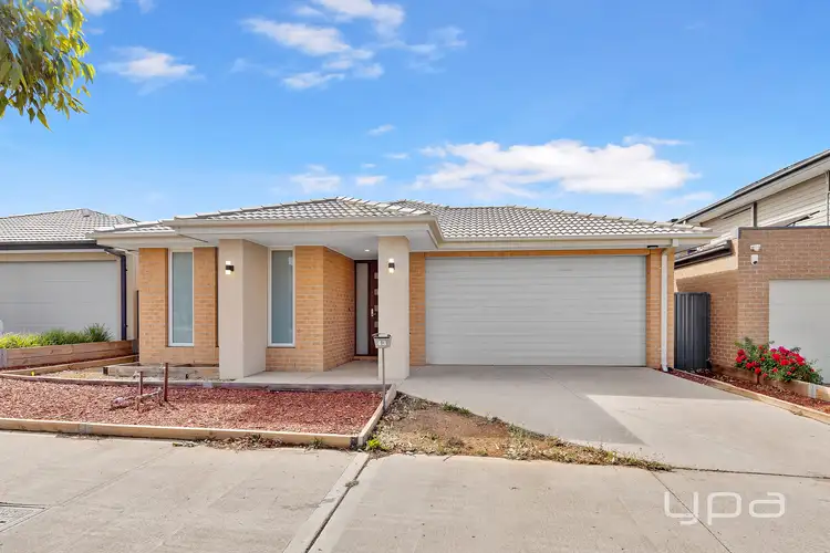 Second view of Homely house listing, 43 Atherstone Boulevard, Strathtulloh VIC 3338