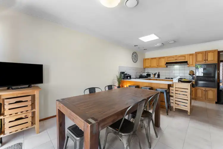 Fifth view of Homely unit listing, 2/9 Hazel Grove, Pascoe Vale VIC 3044