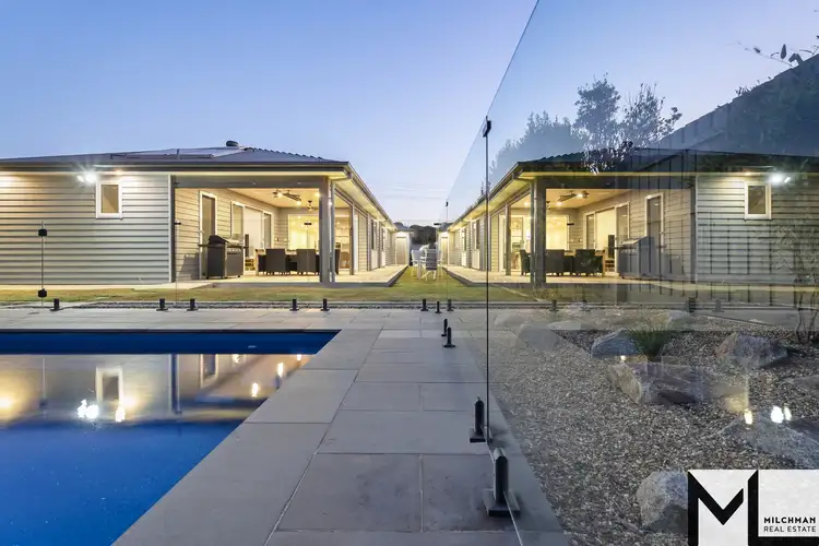 404 Sandy Rd, St Andrews Beach VIC 3941