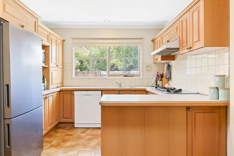 Fifth view of Homely unit listing, 1/19 Crocus Crescent, Glen Waverley VIC 3150