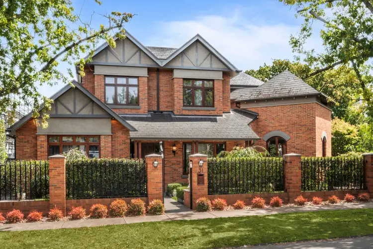 31 Knutsford Street, Balwyn VIC 3103
