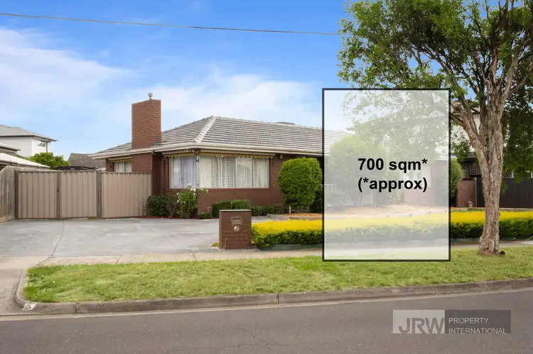 Main view of Homely house listing, 5 Sunrise Drive, Mulgrave VIC 3170