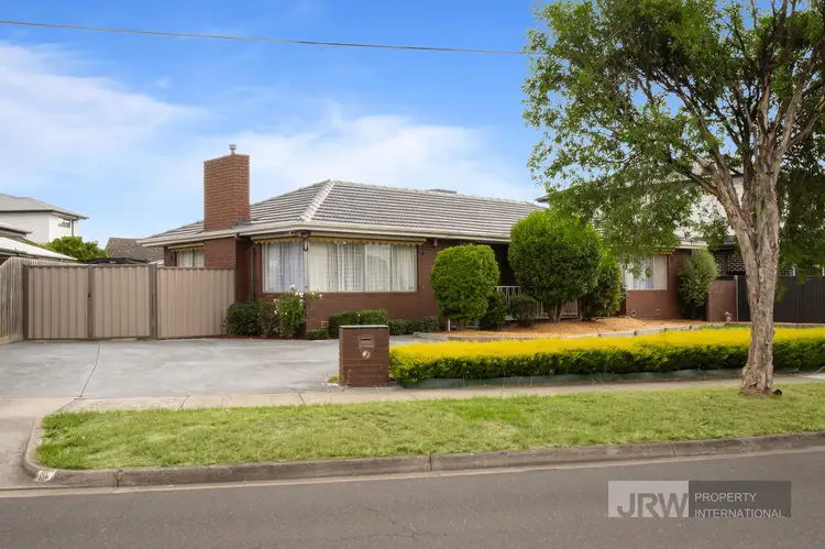 Second view of Homely house listing, 5 Sunrise Drive, Mulgrave VIC 3170