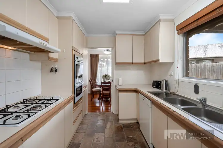 Sixth view of Homely house listing, 5 Sunrise Drive, Mulgrave VIC 3170