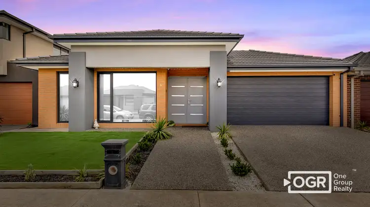 6 Bexley Terrace, Donnybrook VIC 3064