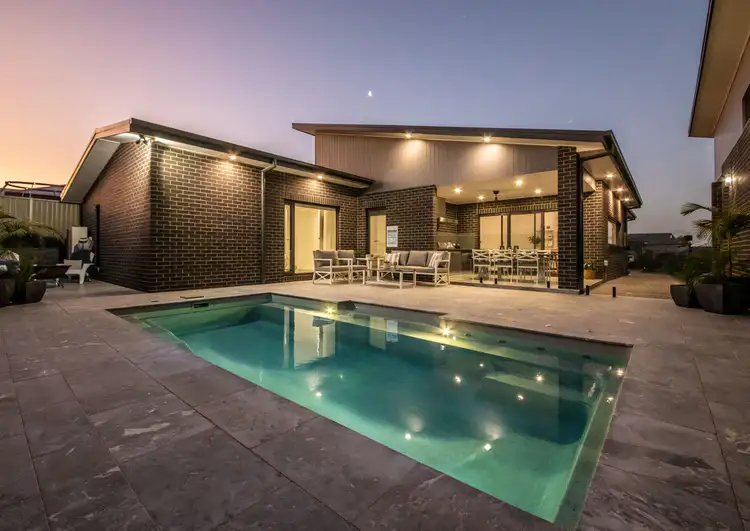 15 Ferrier Drive, Dubbo NSW 2830