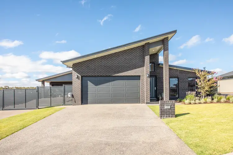 15 Ferrier Drive, Dubbo NSW 2830