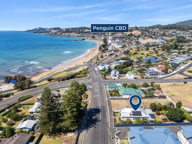 22 Main Road, Penguin TAS 7316