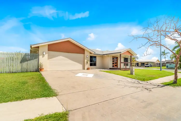 19 Stuart Hindle Drive