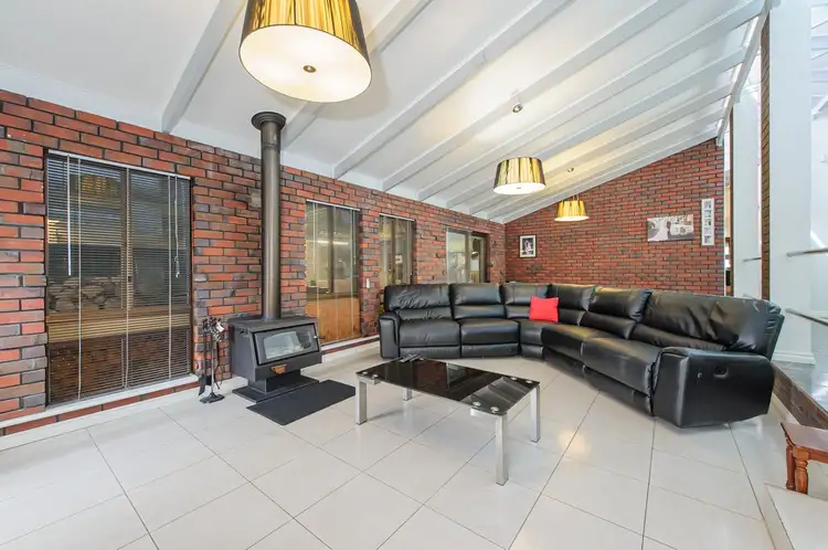 3028 Albany Highway, Mount Nasura WA 6112