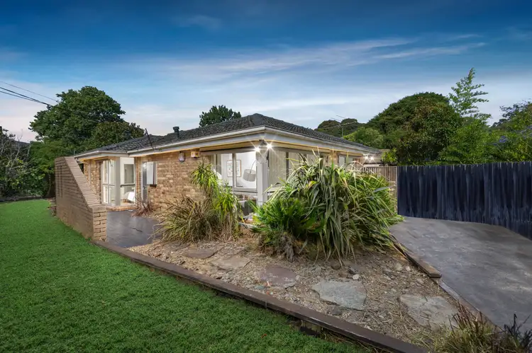 9 Pentlowe Road
