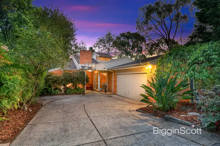 18 Chablis Crescent, Vermont South VIC 3133