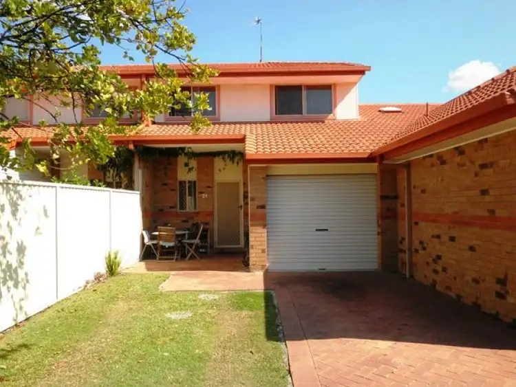 17 Yaun Street