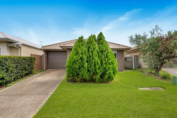 18 Langham Crescent, North Lakes QLD 4509
